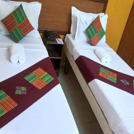 สปอต ออน 36102 อักษร รีเจนซี Hotel บังกาลอร์ ภายนอก รูปภาพ